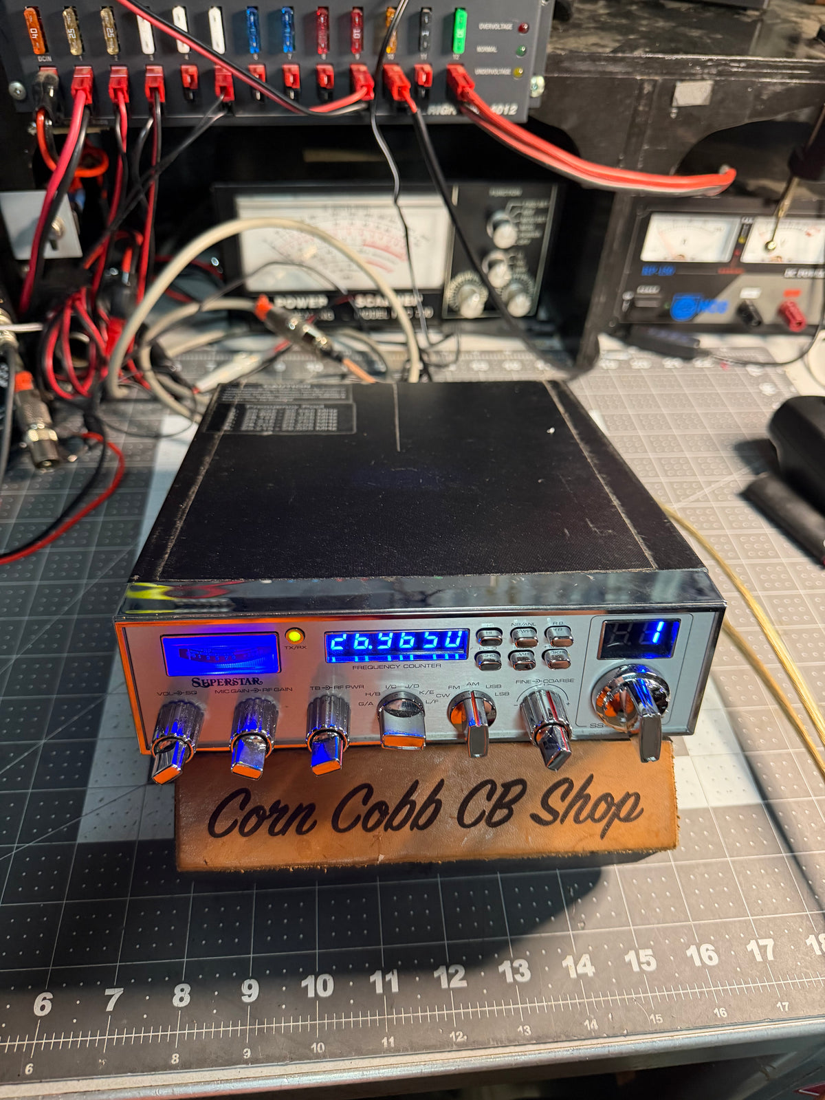 Super Star SS158FBC 10 Meter Radio (Needs Work, But Functions)